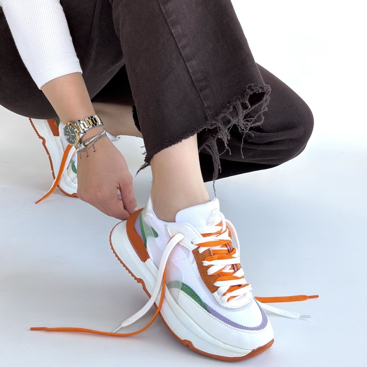 Aleh Beyaz Cilt Turuncu Detaylı Çift Bağcıklı Spor Ayakkabı - Lisinya