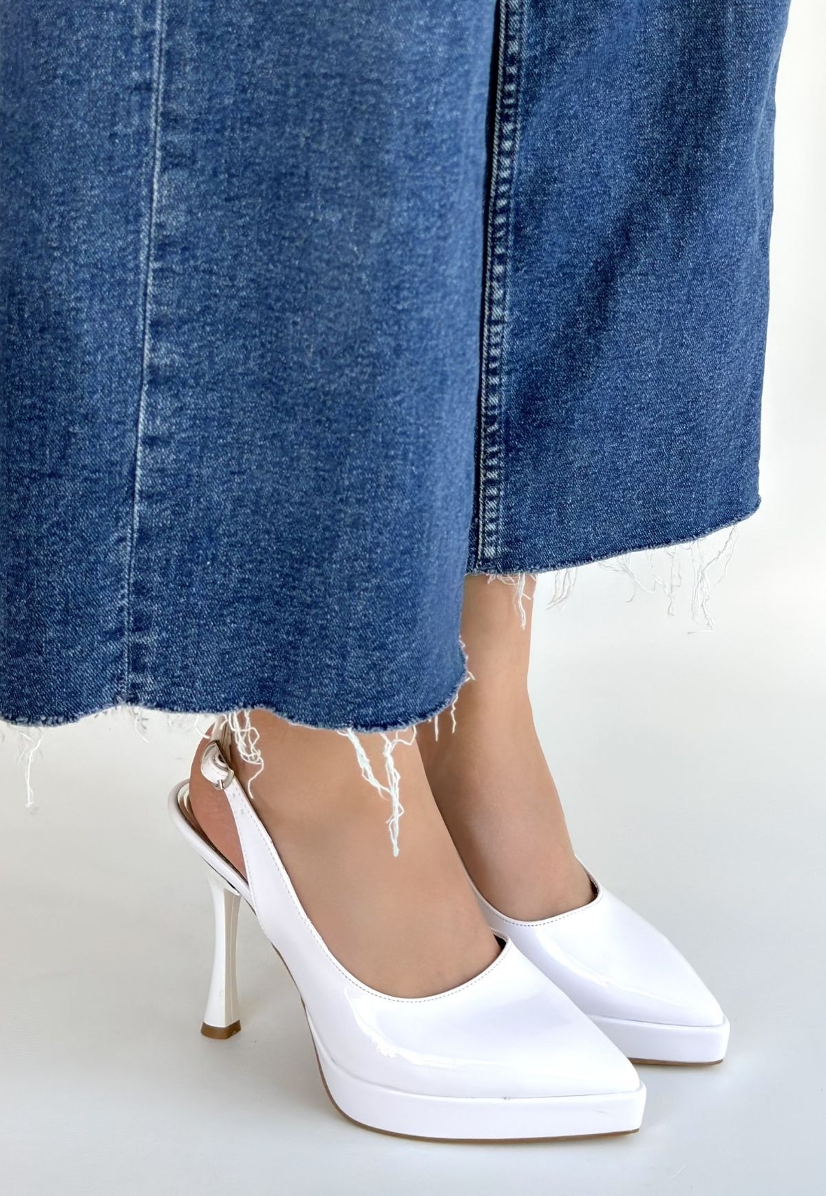 Arim Beyaz Rugan Platform Topuk Ayakkabı - Lisinya