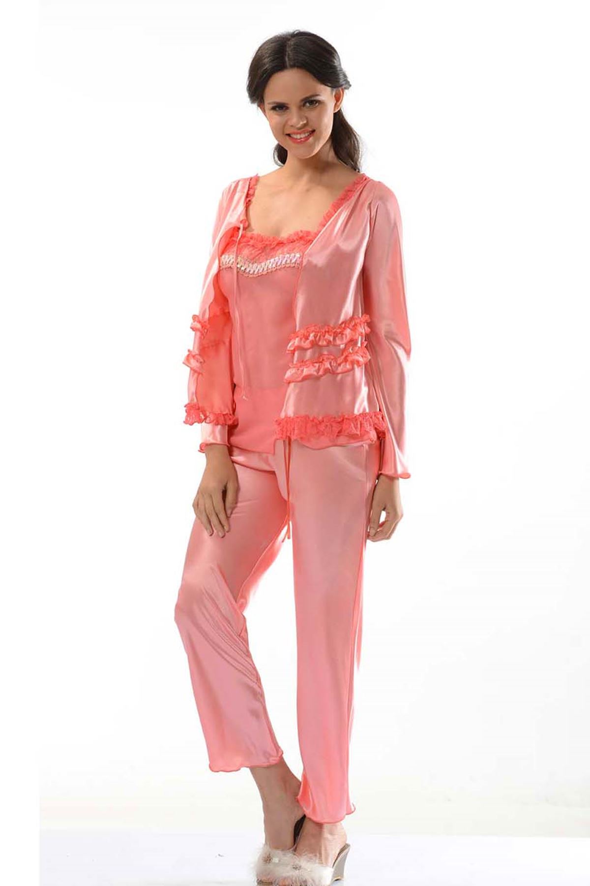Nar Çiçeği Saten Pijama Takımı Nar Çiçeği Saten Pijama Takımı