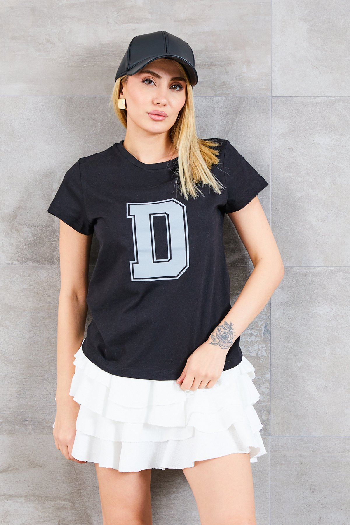 Kadın D Baskılı T-shirt - Lisinya