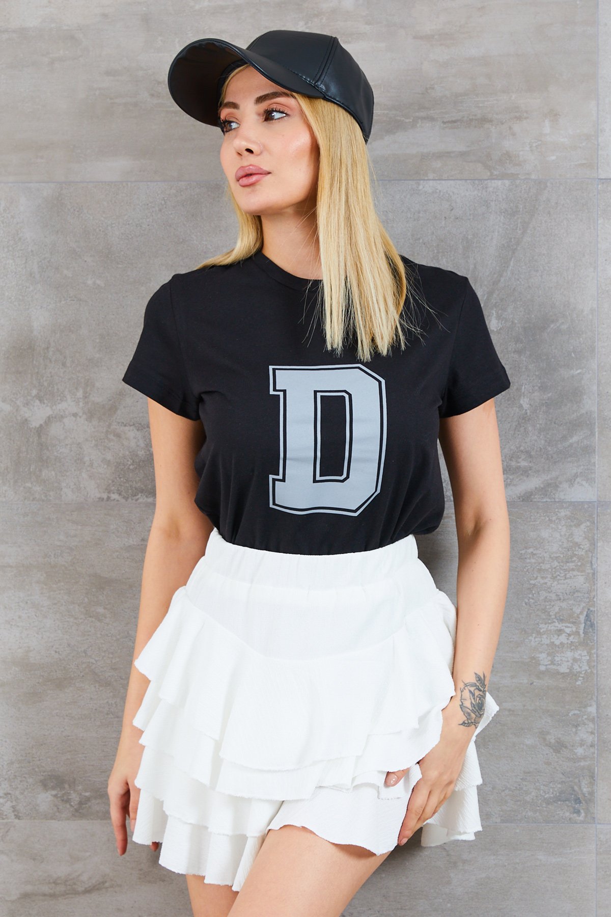 Kadın D Baskılı T-shirt - Lisinya