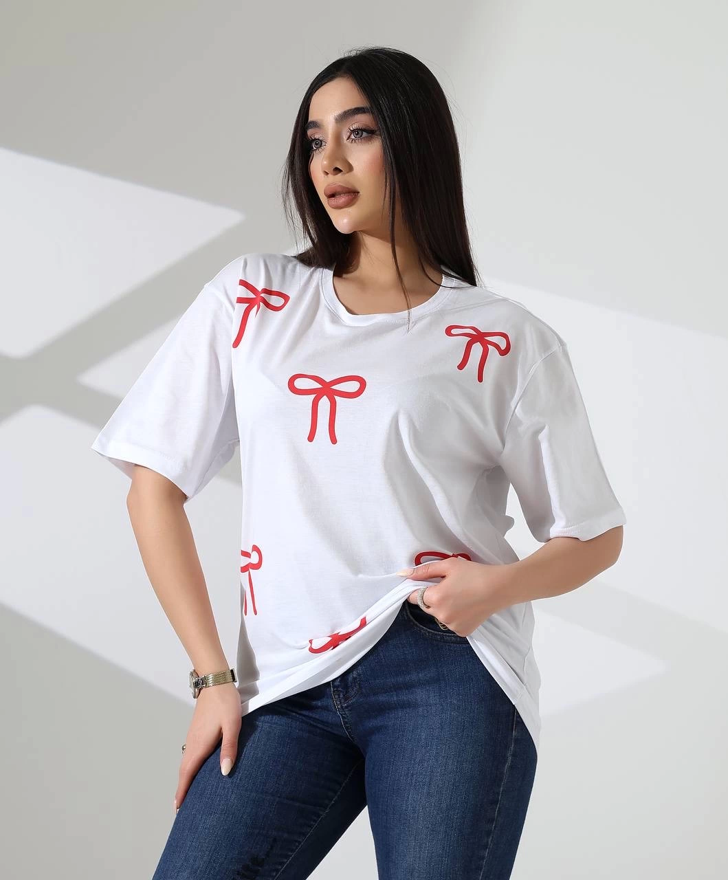 Kurdele baskılı tişört - Lisinya