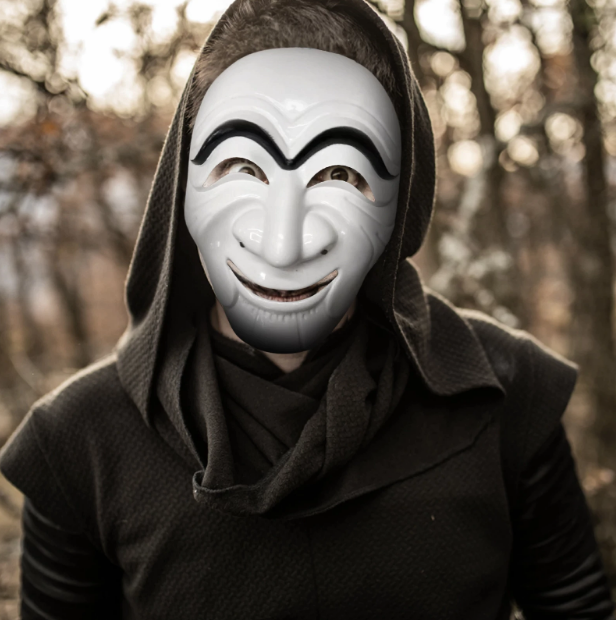 Koreli Hırsız Teatral Hahoe Maskesi - Para Heist Maskesi - Dali Maskesi (Lisinya)