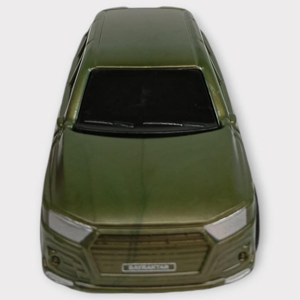Çek Bırak Arabalar 10 Cm - Yeşil Hatchback (Lisinya) Çek Bırak Arabalar 10 Cm - Yeşil Hatchback (Lisinya)