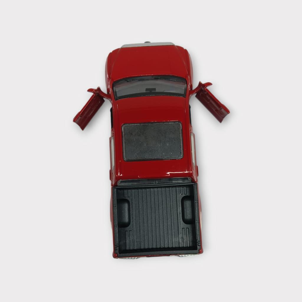 Çek Bırak Metal Araba Sesli Işıklı - Kırmızı (Lisinya) Çek Bırak Metal Araba Sesli Işıklı - Kırmızı (Lisinya)