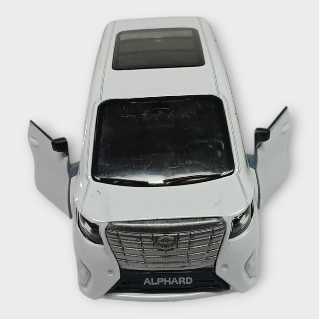 Çek Bırak Metal Araba Sesli Işıklı - Beyaz (Lisinya)