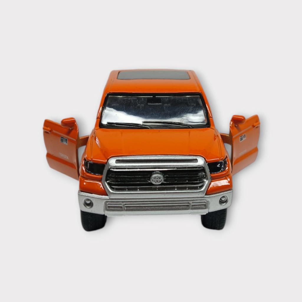 Çek Bırak Metal Araba Sesli Işıklı - Turuncu (Lisinya)