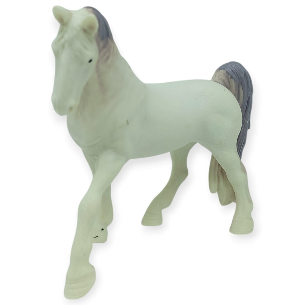 Çiftlik Hayvanları Serisi - Yarış Atı 12 cm - Beyaz (Lisinya) Çiftlik Hayvanları Serisi - Yarış Atı 12 cm - Beyaz (Lisinya)