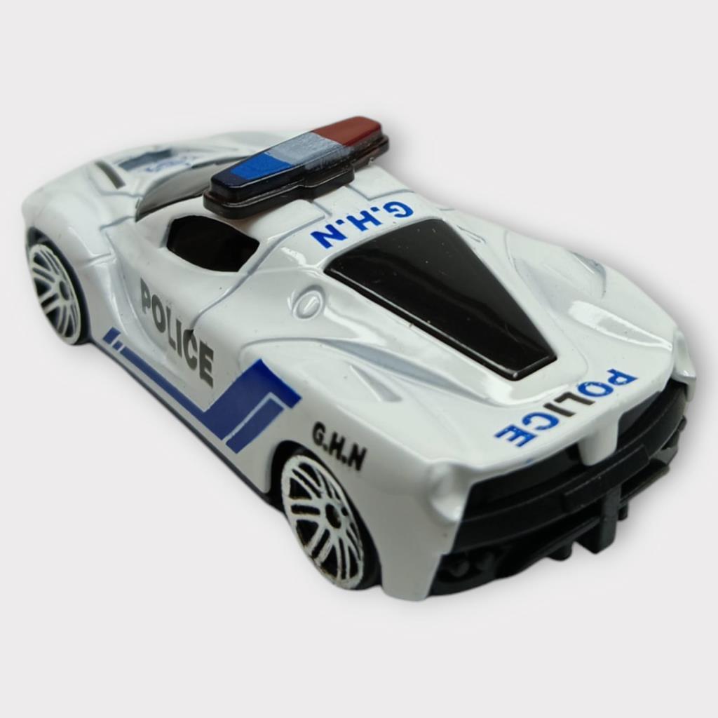 Metal Mini Polis Arabası 8 cm - Polis - 7 (Lisinya) Metal Mini Polis Arabası 8 cm - Polis - 7 (Lisinya)