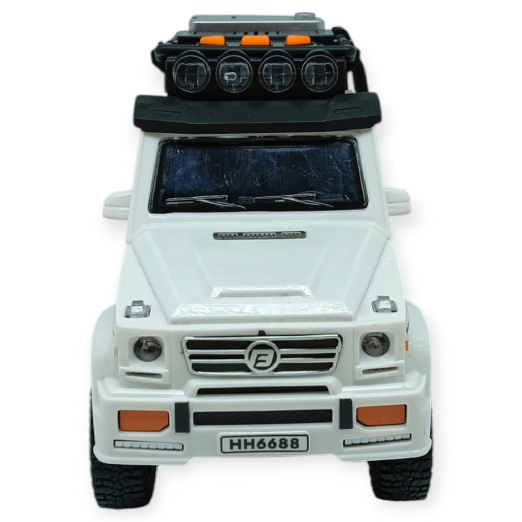 Sesli Işıklı Metal Off- Road Araba 16 cm - D700-04 - Beyaz (Lisinya)