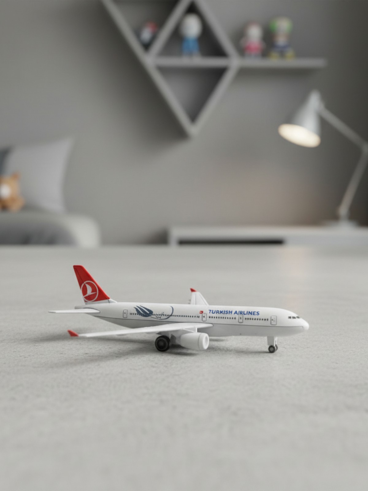 Çek Bırak Işıklı Sesli Yolcu Uçak 15 Cm - 777-2 (Lisinya)