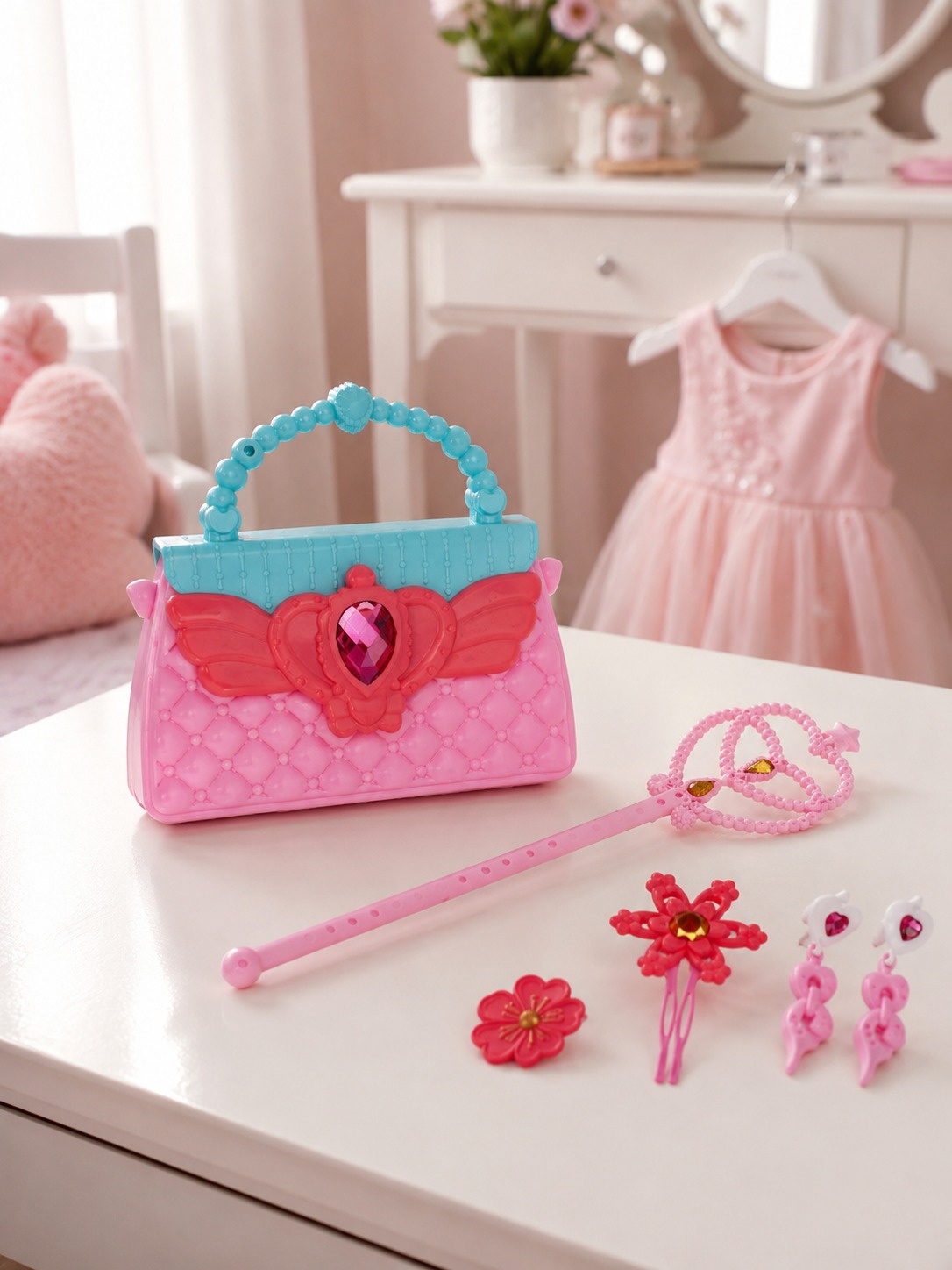 Çantalı Güzellik Aksesuar Seti Asalı Pembe (Lisinya) Çantalı Güzellik Aksesuar Seti Asalı Pembe (Lisinya)