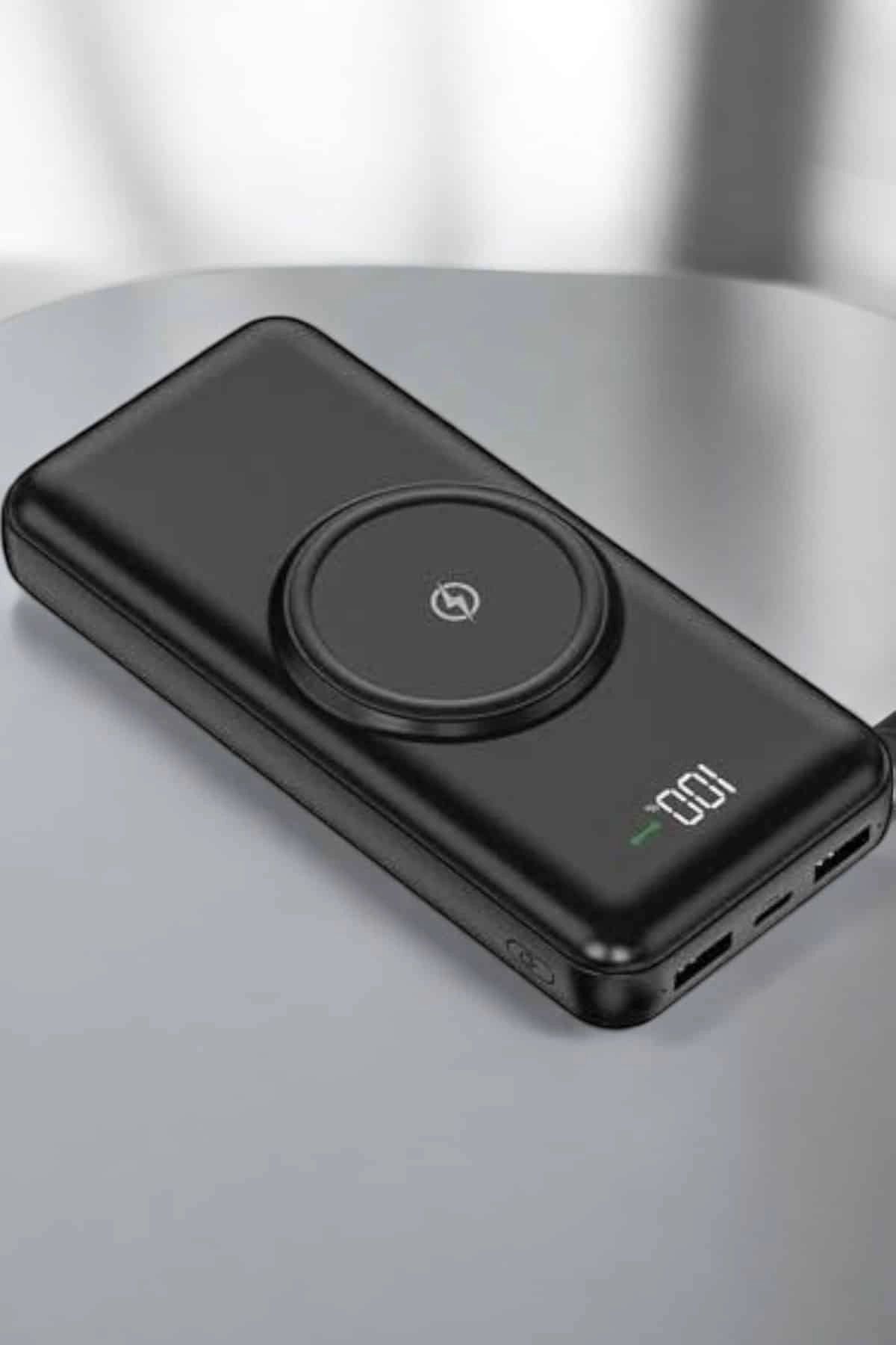 10.000 Mah Powerbank 4 Portlu Hızlı Şarj Dijital Göstergeli ( Lisinya )