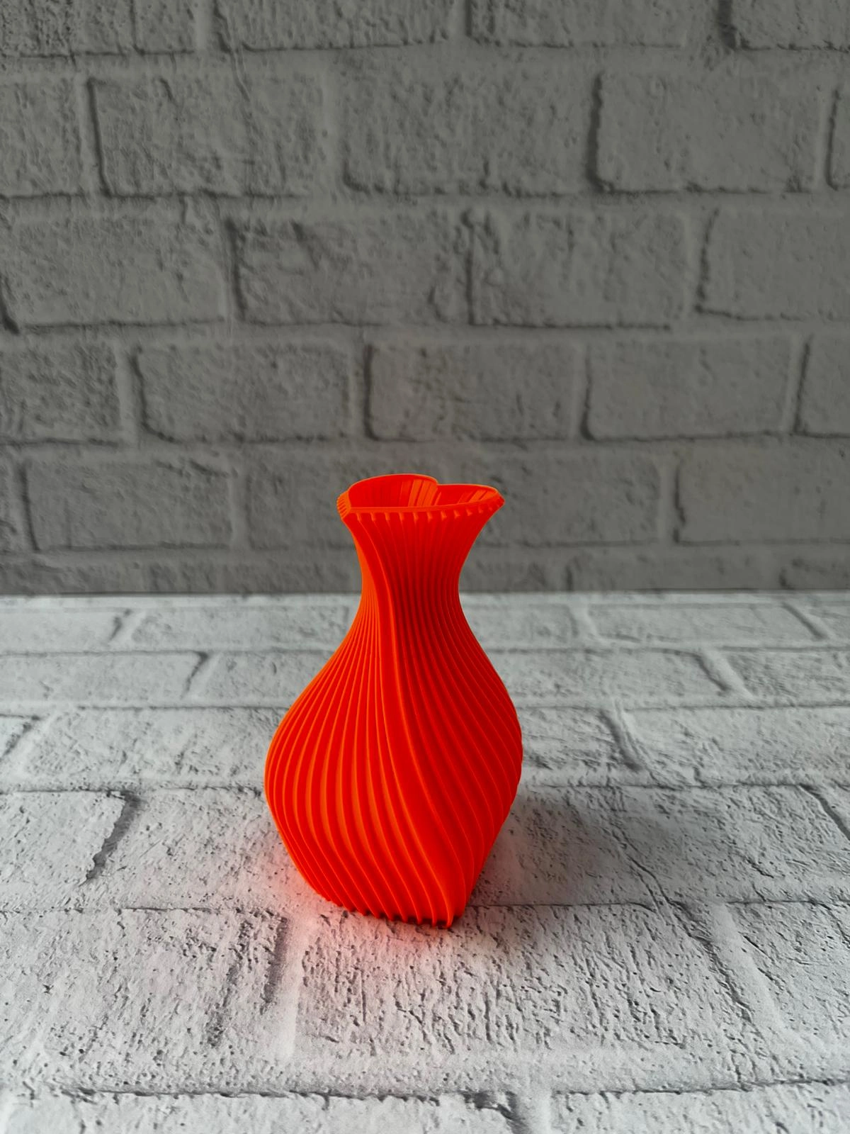 11 Cm Turuncu Kalp Formlu Mini Vazo Es Dekoratif Obje ( Lisinya ) 11 Cm Turuncu Kalp Formlu Mini Vazo Es Dekoratif Obje ( Lisinya )