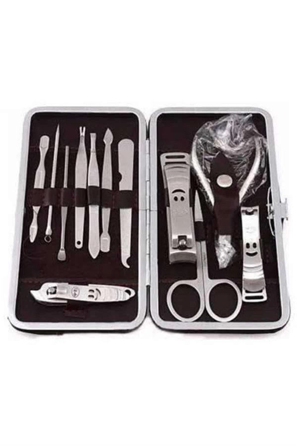12 Parça Manikür Pedikür Seti Tırnak Bakımı Nasır Temizleme El Ayak Bakımı ( Lisinya )