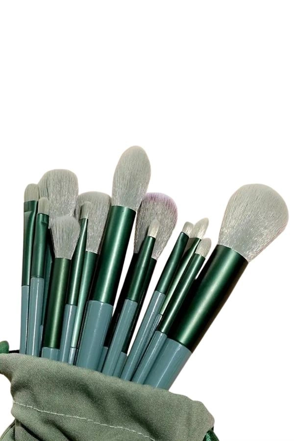 13 Parça Makyaj Fırça Seti Far Fırçası Allık Fırçası Yumuşak Uçlu ( Lisinya ) 13 Parça Makyaj Fırça Seti Far Fırçası Allık Fırçası Yumuşak Uçlu ( Lisinya )