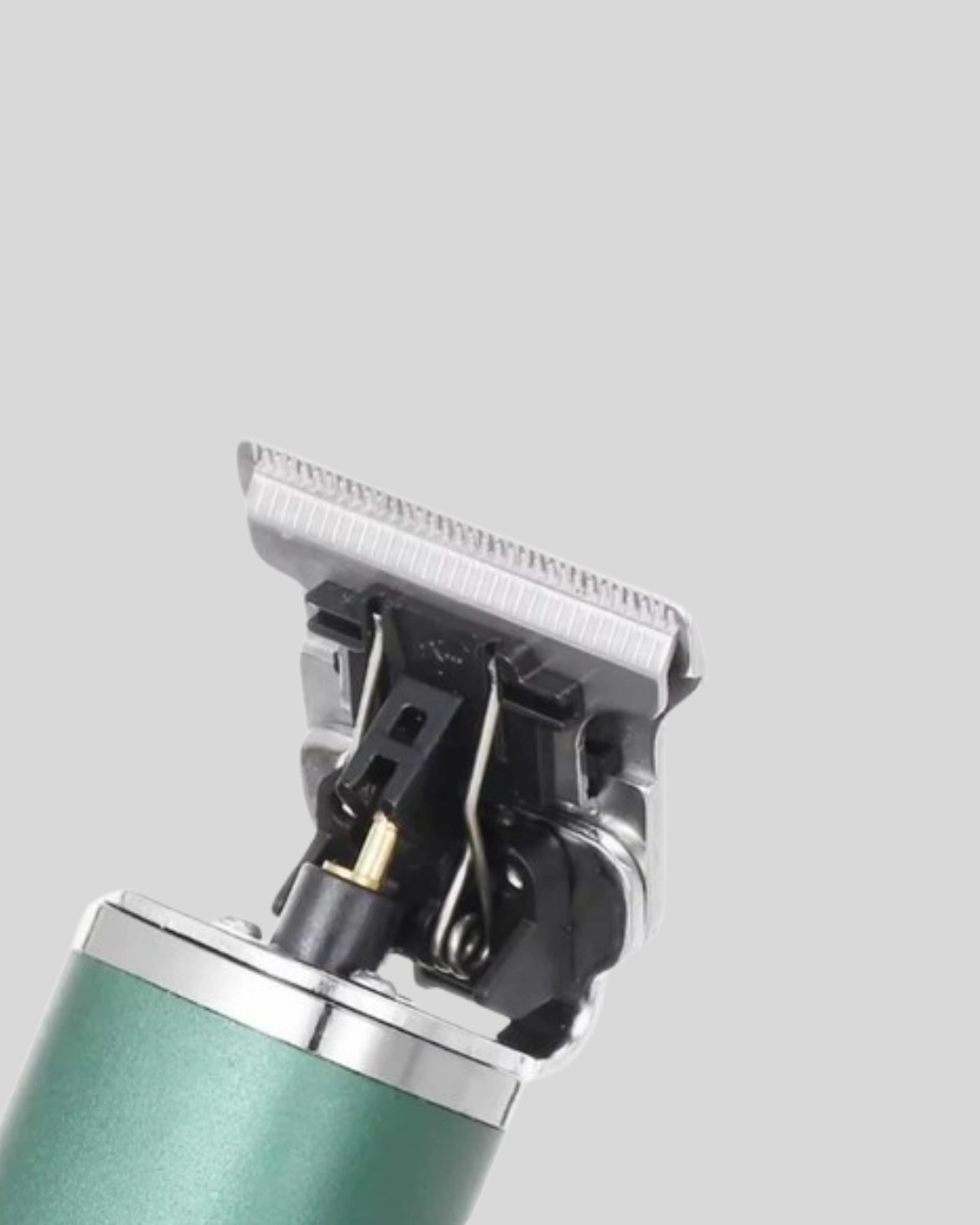 180 Dakika Kullanım Süreli Şarjlı Tıraş Makinesi – Hızlı Şarj, Usb Girişli, Yüksek Kapasiteli ( Lisinya )