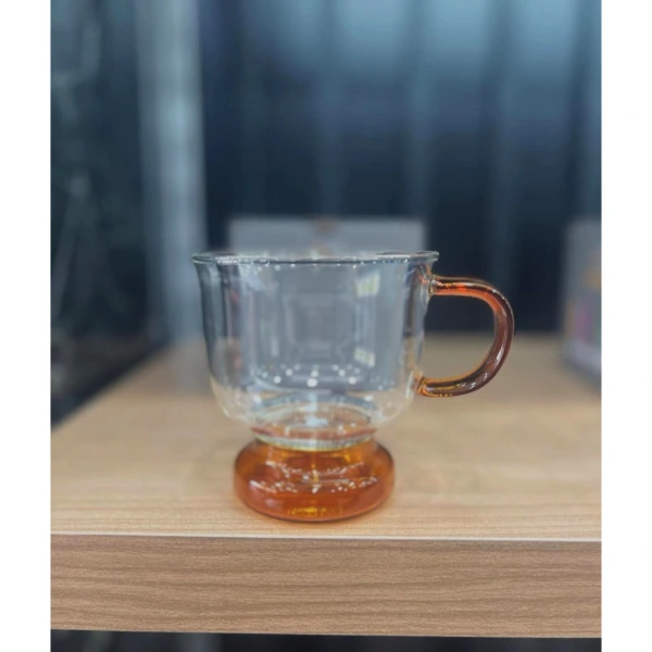 250 Ml Renkli Cam Bardak ( Lisinya ) 250 Ml Renkli Cam Bardak ( Lisinya )