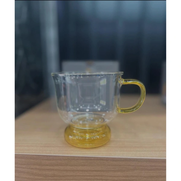 250 Ml Renkli Cam Bardak ( Lisinya ) 250 Ml Renkli Cam Bardak ( Lisinya )