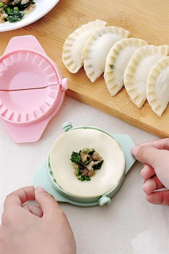 3lü Çiğ Börek Kurabiye Hamur İşi Ravioli Kesme Kalıbı Aparatı ( Lisinya ) 3lü Çiğ Börek Kurabiye Hamur İşi Ravioli Kesme Kalıbı Aparatı ( Lisinya )