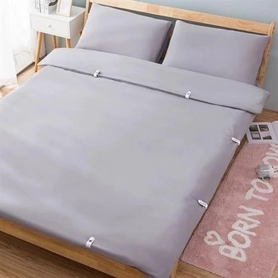 4 Adet İğnesiz Yorgan Çarşaf Ve Perde Tutucu Sabitleyici Kaydırmaz Örtü Düzenleyici Klips ( Lisinya ) 4 Adet İğnesiz Yorgan Çarşaf Ve Perde Tutucu Sabitleyici Kaydırmaz Örtü Düzenleyici Klips ( Lisinya )