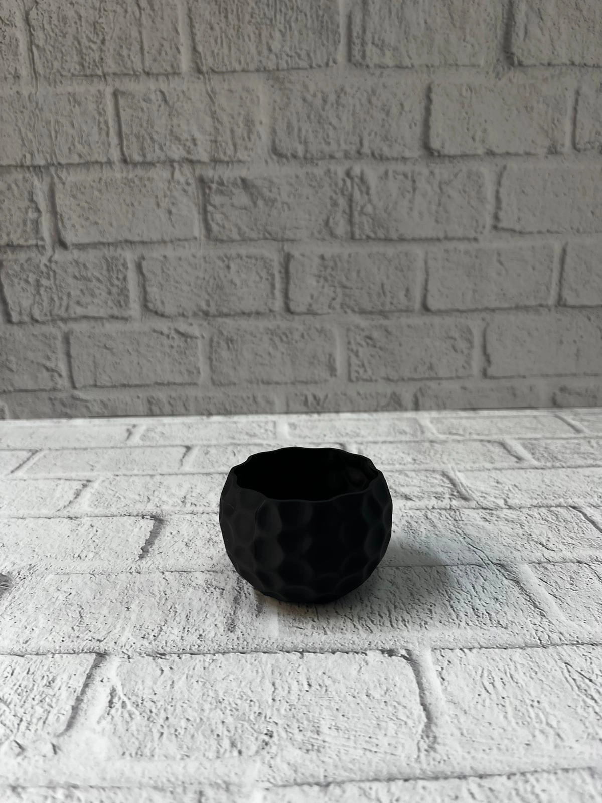 5 Cm Küçük Siyah Saksı Minimal Tasarım Sukulent Ve Kaktüs Saksısı ( Lisinya )