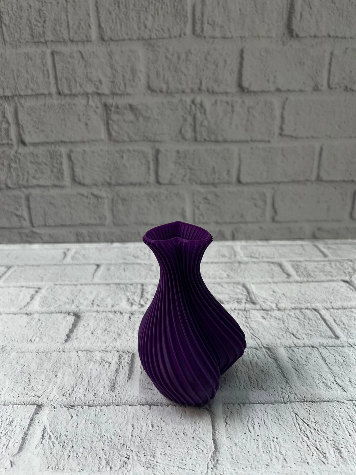 5 Cm Mor Kalp Formlu Mini Vazo Modern Mini Dekor Ürünü ( Lisinya )