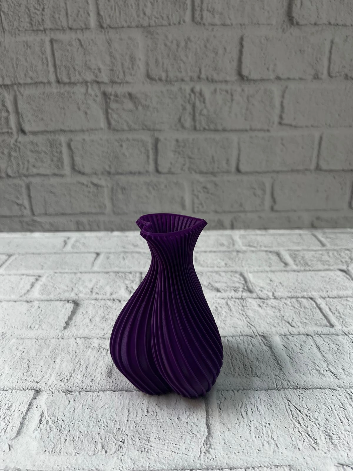 5 Cm Mor Kalp Formlu Mini Vazo Modern Mini Dekor Ürünü ( Lisinya )