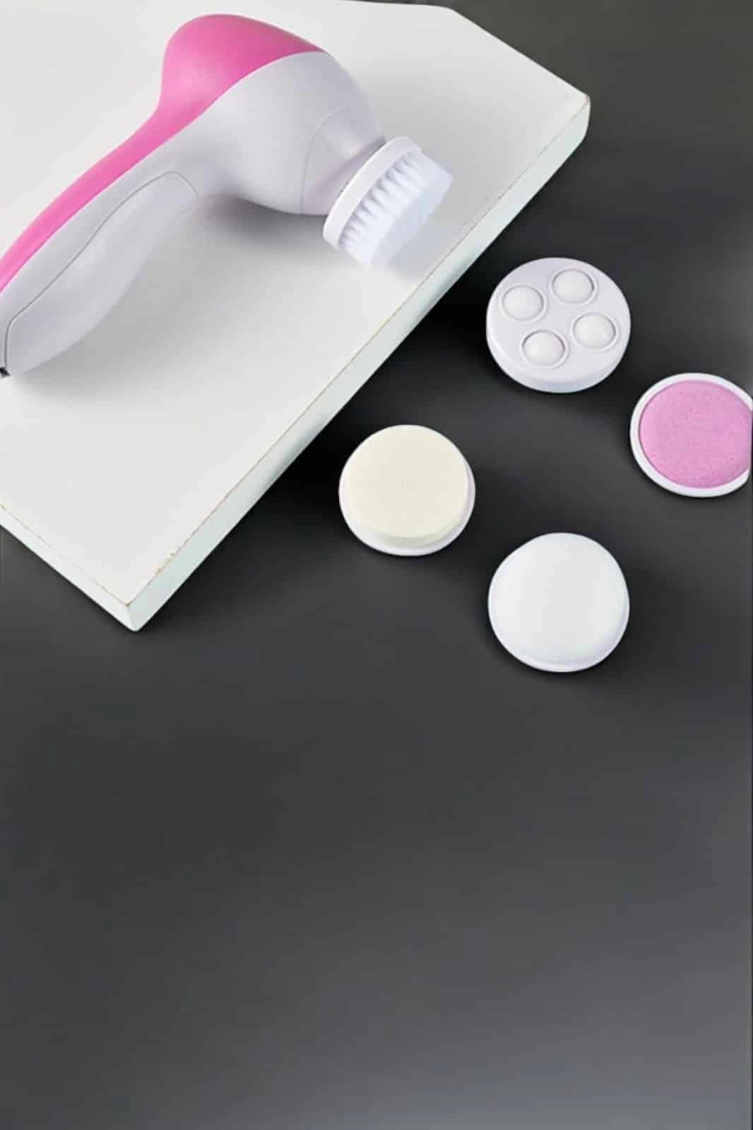 5 Fonksiyonlu Kablosuz Yüz Temizleme Cihazı İle Derinlemesine Cilt Bakımı ( Lisinya )