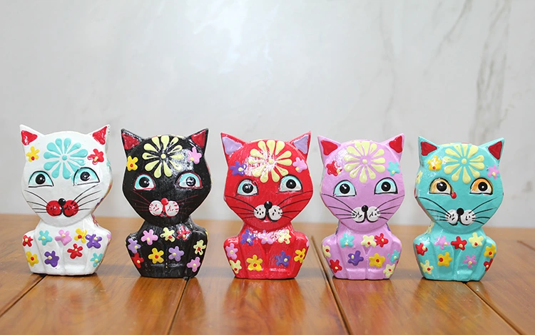 Ahşap 5'li Kedi Seti Model 1 ( Lisinya ) Ahşap 5'li Kedi Seti Model 1 ( Lisinya )