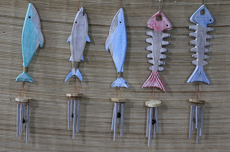 Ahşap Balıklı Metal Çan ( Lisinya ) Ahşap Balıklı Metal Çan ( Lisinya )