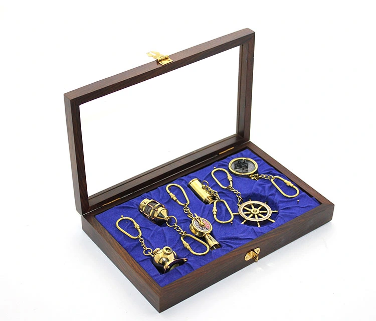 Ahşap Kutulu Pirinç 6'lı Anahtarlık Seti ( Lisinya )