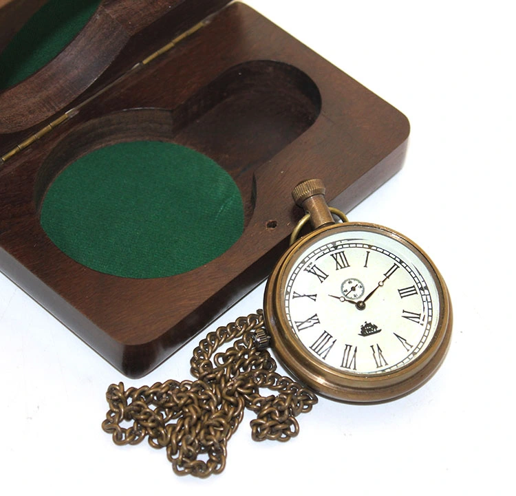 Ahşap Kutulu Pirinç Köstekli Saat Model 7 ( Lisinya ) Ahşap Kutulu Pirinç Köstekli Saat Model 7 ( Lisinya )