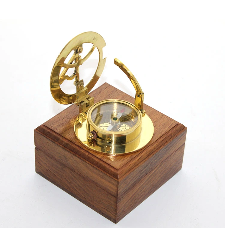 Ahşap Kutulu Pusula Model 10 ( Lisinya ) Ahşap Kutulu Pusula Model 10 ( Lisinya )