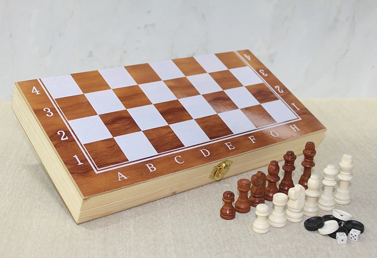 Ahşap Kutulu Satranç Model 1 ( Lisinya )