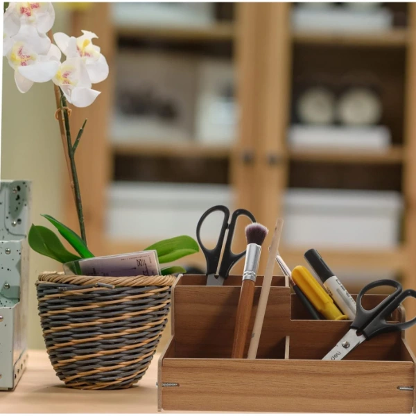 Ahşap Masa Üstü Düzenleyici Kutu ( Lisinya ) Ahşap Masa Üstü Düzenleyici Kutu ( Lisinya )