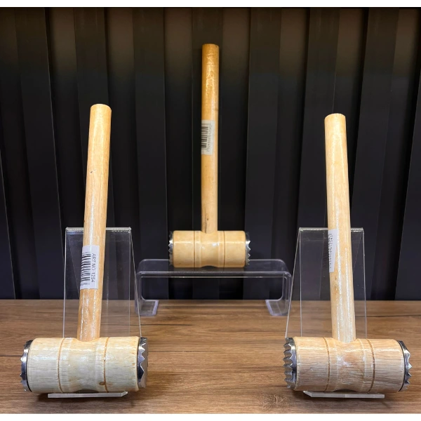 Ahşap Saplı Et Dövme Çekici ( Lisinya ) Ahşap Saplı Et Dövme Çekici ( Lisinya )