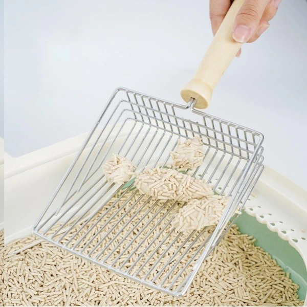 Ahşap Saplı Metal Kum Temizleme Küreği ( Lisinya ) Ahşap Saplı Metal Kum Temizleme Küreği ( Lisinya )