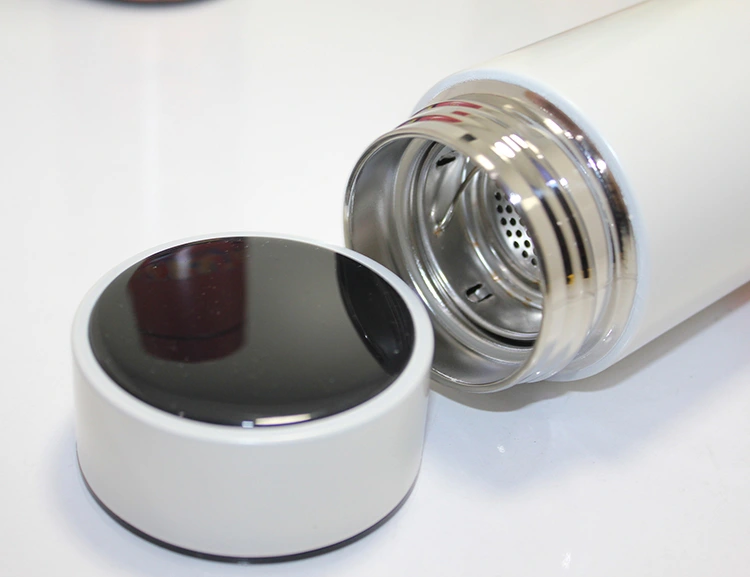 Anime Baskılı Dijital Göstergeli Termos 500 Ml Model 3 ( Lisinya ) Anime Baskılı Dijital Göstergeli Termos 500 Ml Model 3 ( Lisinya )