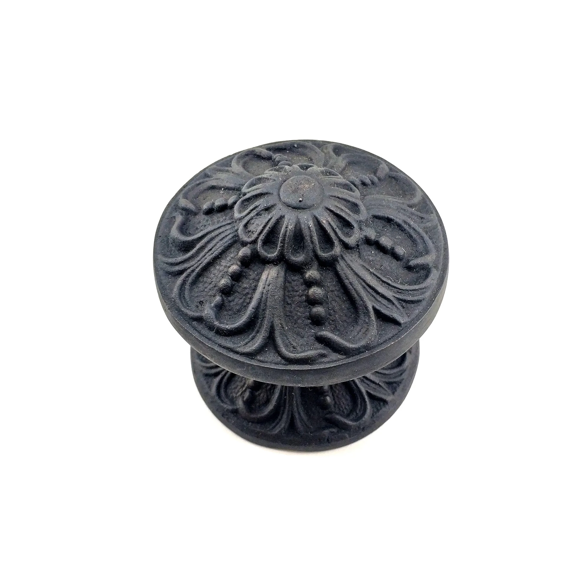 Antika Tarz Dekoratif Pirinç Çiçekli Kapı Tokmağı - 80 Mm Çap, Oksit ( Lisinya ) Antika Tarz Dekoratif Pirinç Çiçekli Kapı Tokmağı - 80 Mm Çap, Oksit ( Lisinya )