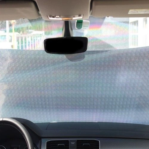 Araba Güneşliği (58x125cm) ( Lisinya ) Araba Güneşliği (58x125cm) ( Lisinya )