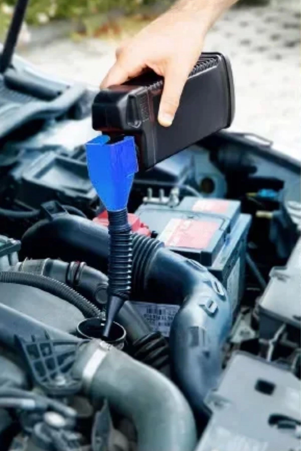 Araba Ve Motorsikletler İçin Katlanabilir Plastik Motor Yağ Hunisi ( Lisinya )