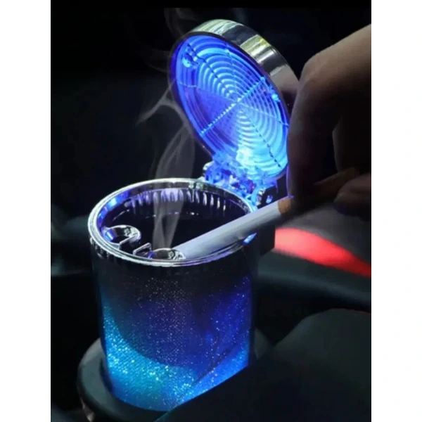 Araç İçi Oto Kokusuz Küllük Rgb Işıklı Kapaklı ( Lisinya ) Araç İçi Oto Kokusuz Küllük Rgb Işıklı Kapaklı ( Lisinya )