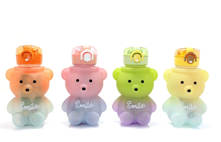 Ayıcıklı Pipetli Suluk ( Lisinya ) Ayıcıklı Pipetli Suluk ( Lisinya )