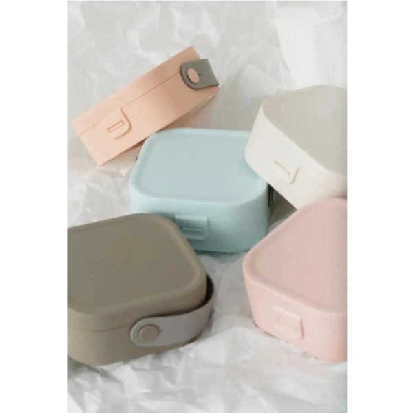 Aynalı Makyaj Kutusu Çanta Boy ( Lisinya ) Aynalı Makyaj Kutusu Çanta Boy ( Lisinya )