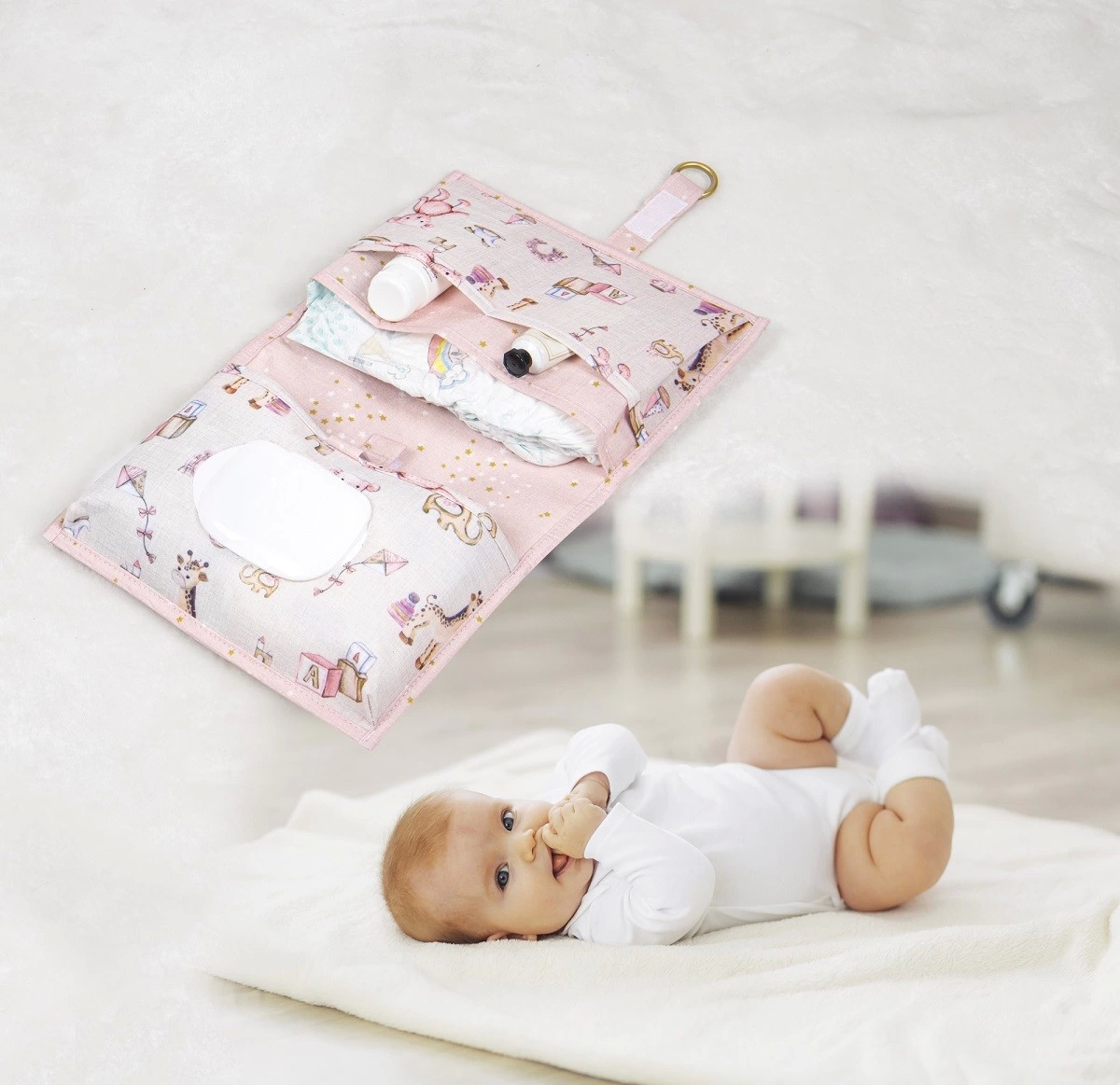 Baby Kullanımı Kolay Desenli Alt Bakım Çantası (pembe) ( Lisinya )