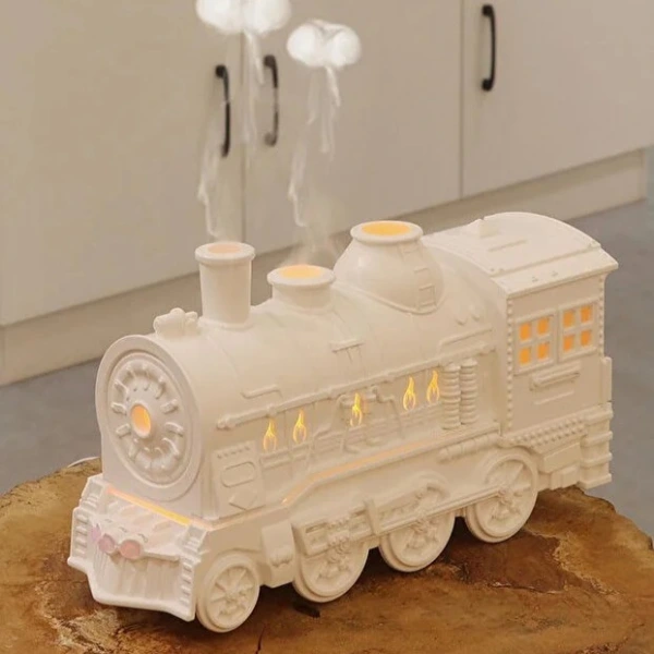 Beyaz Renk Tren Tasarımlı Hava Nemlendirici ( Lisinya )