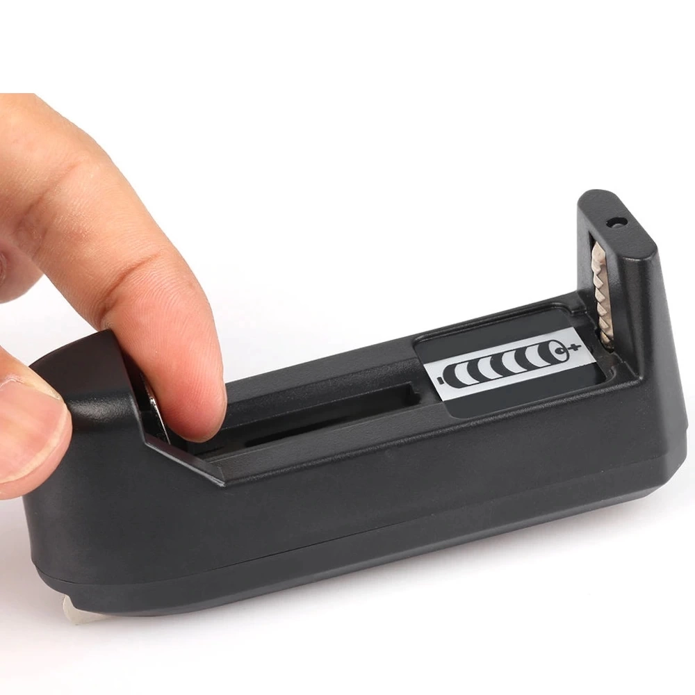 Bigem Bm-361 Şarj Cihazı - 14500-18650 ( Lisinya )