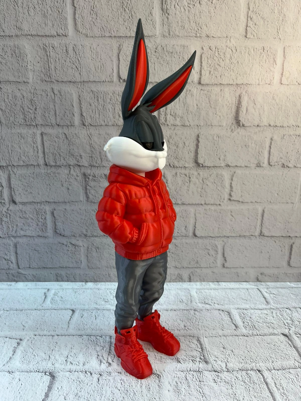 Bugs Bunny Dekoratif Figür 10×34 Cm Modern Tasarım ( Lisinya )