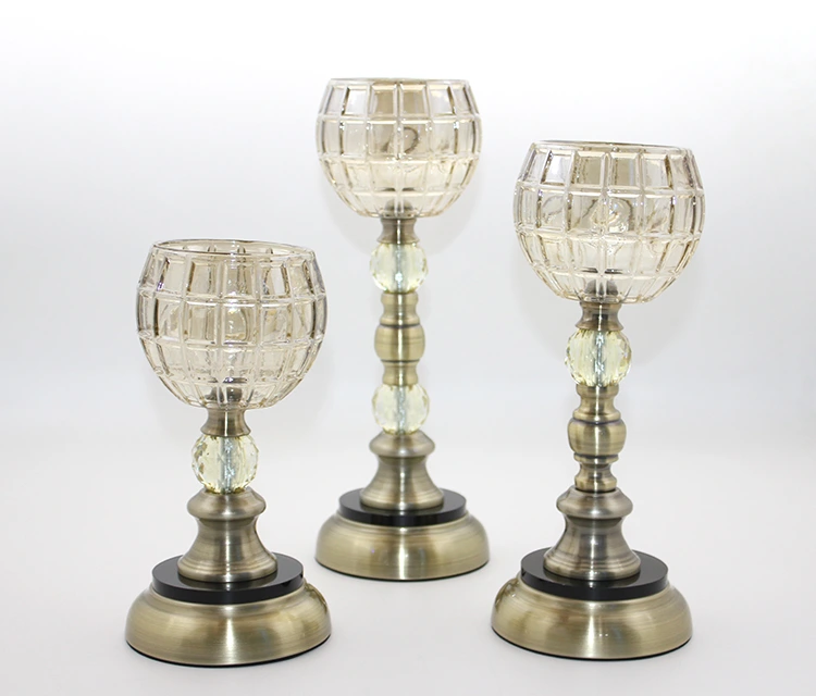 Cam 3'lü Şamdan ( Lisinya )